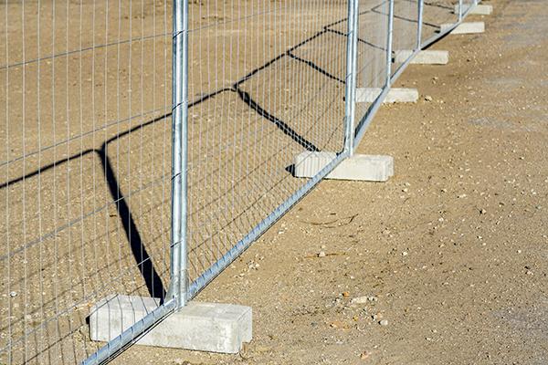 Fence Rental Joplin crew